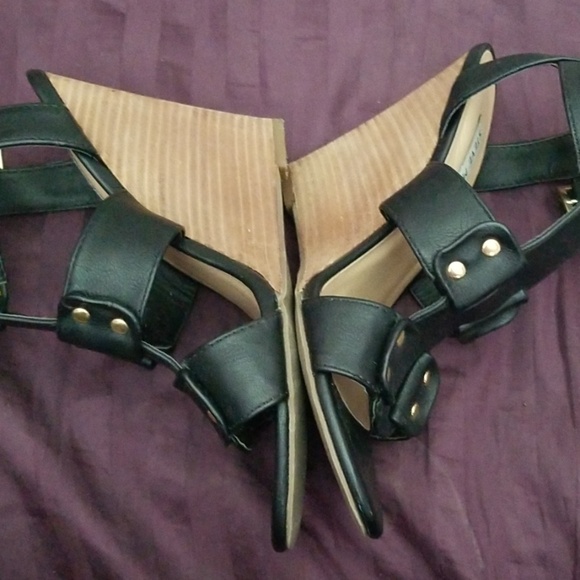 Steve madden black wedges size 6.5 - Picture 3 of 6